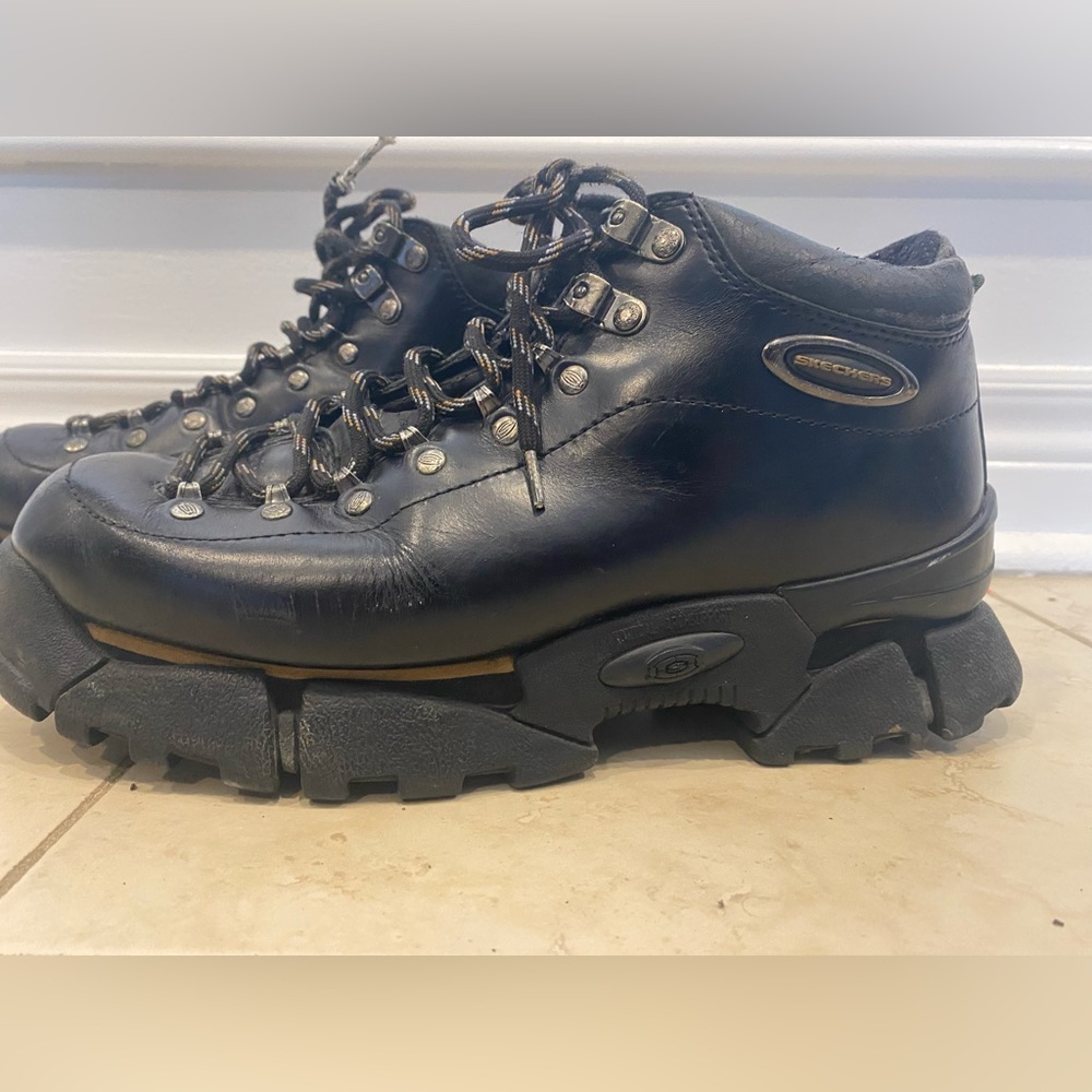 Sketchers - Leather Boots